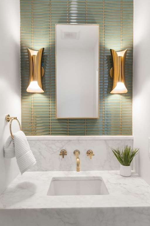 24 Littell Road, Unit 24 Brookline, MA 02446 - Photo 22 of 26