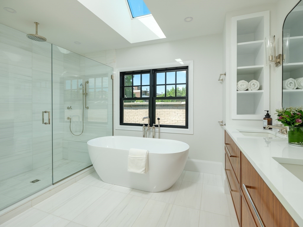 24 Littell Road, Unit 24 Brookline, MA 02446 - Photo 4 of 26