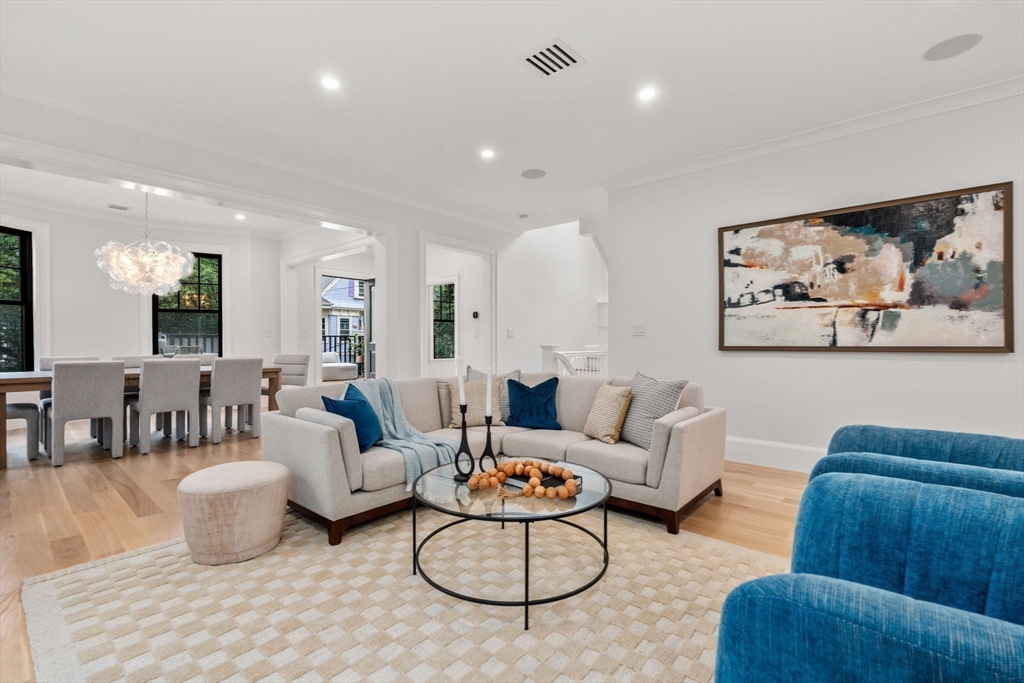 24 Littell Road, Unit 24 Brookline, MA 02446 - Photo 9 of 26