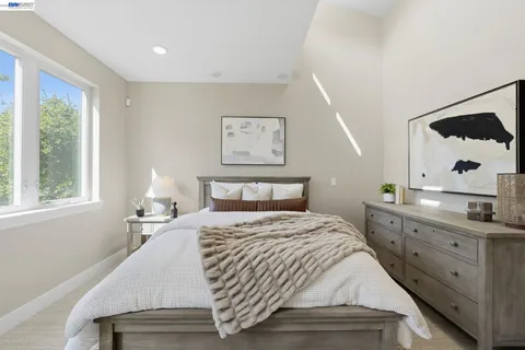 $900,000 | 80 Woodbury Highlands Place, Unit 10, Lafayette, CA 94549
