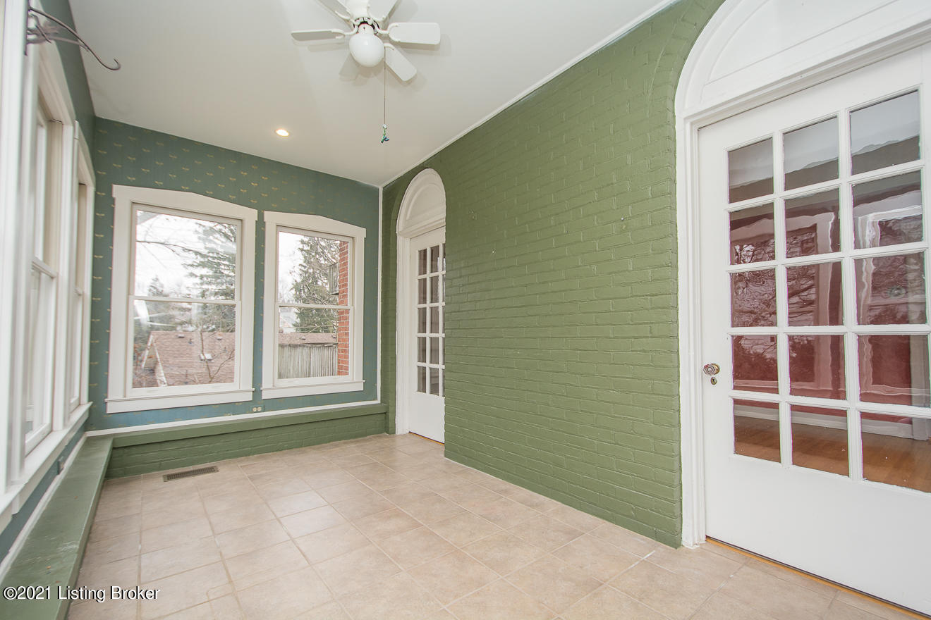 2135 Edgehill Road Louisville, KY 40205 - Photo 7 of 34 Sunroom