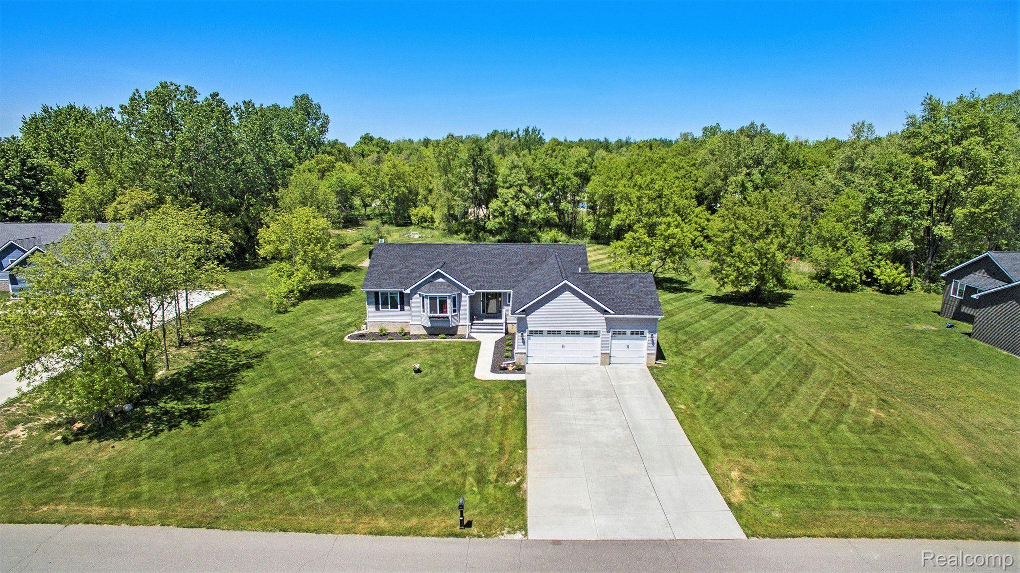 CUSTOM RANCH (2019) ON AMAZING 1-ACRE LOT