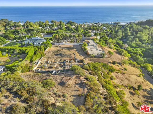 $5,250,000 | 27061 Sea Vista Drive, Malibu, CA 90265