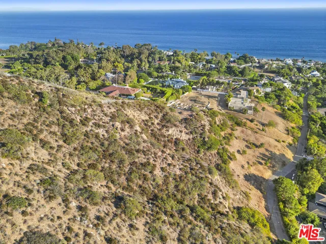 $5,250,000 | 27061 Sea Vista Drive, Malibu, CA 90265