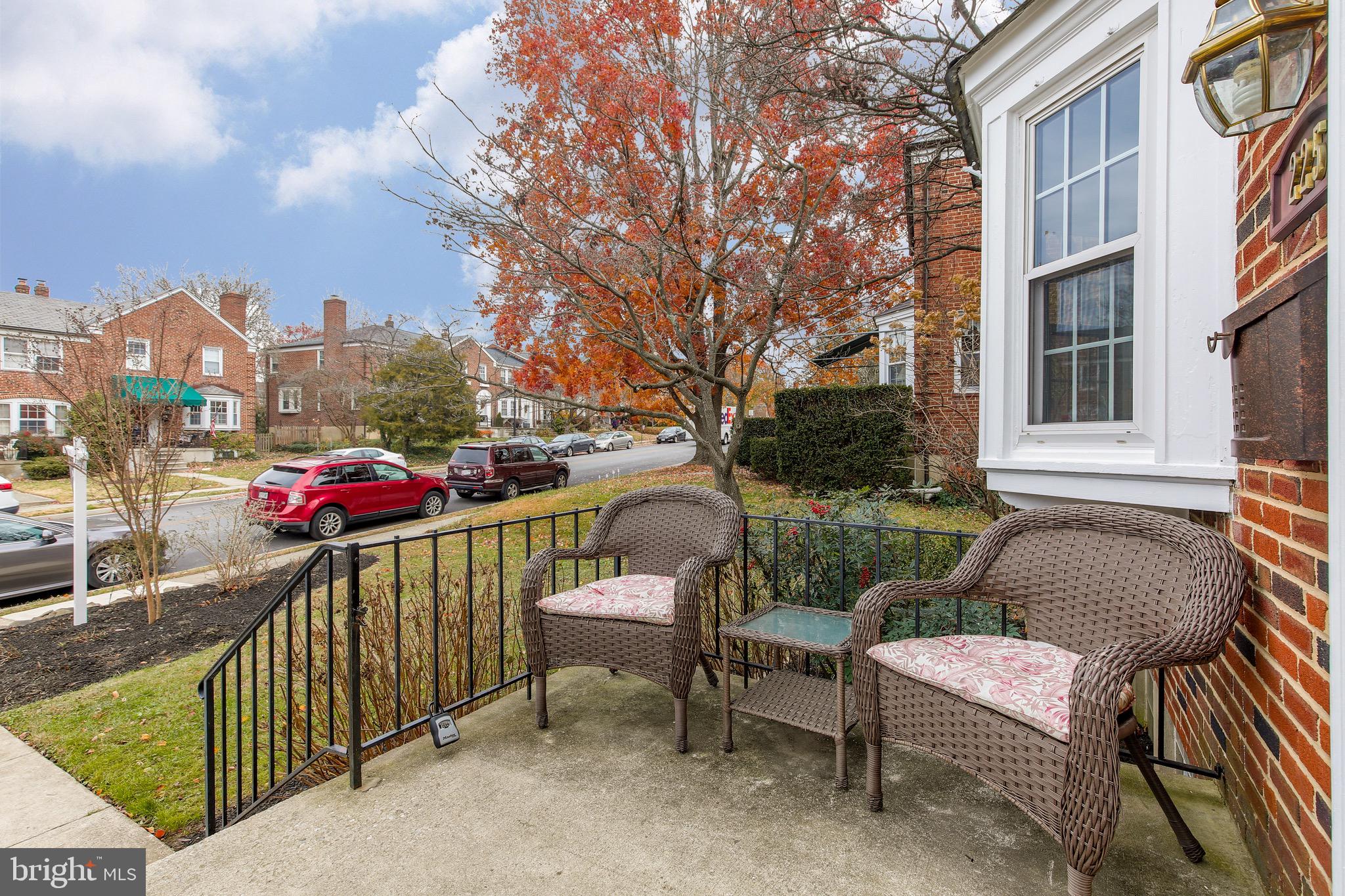 225 Blenheim Road Baltimore, MD 21212 - Photo 3 of 40 Front porch and view out to community