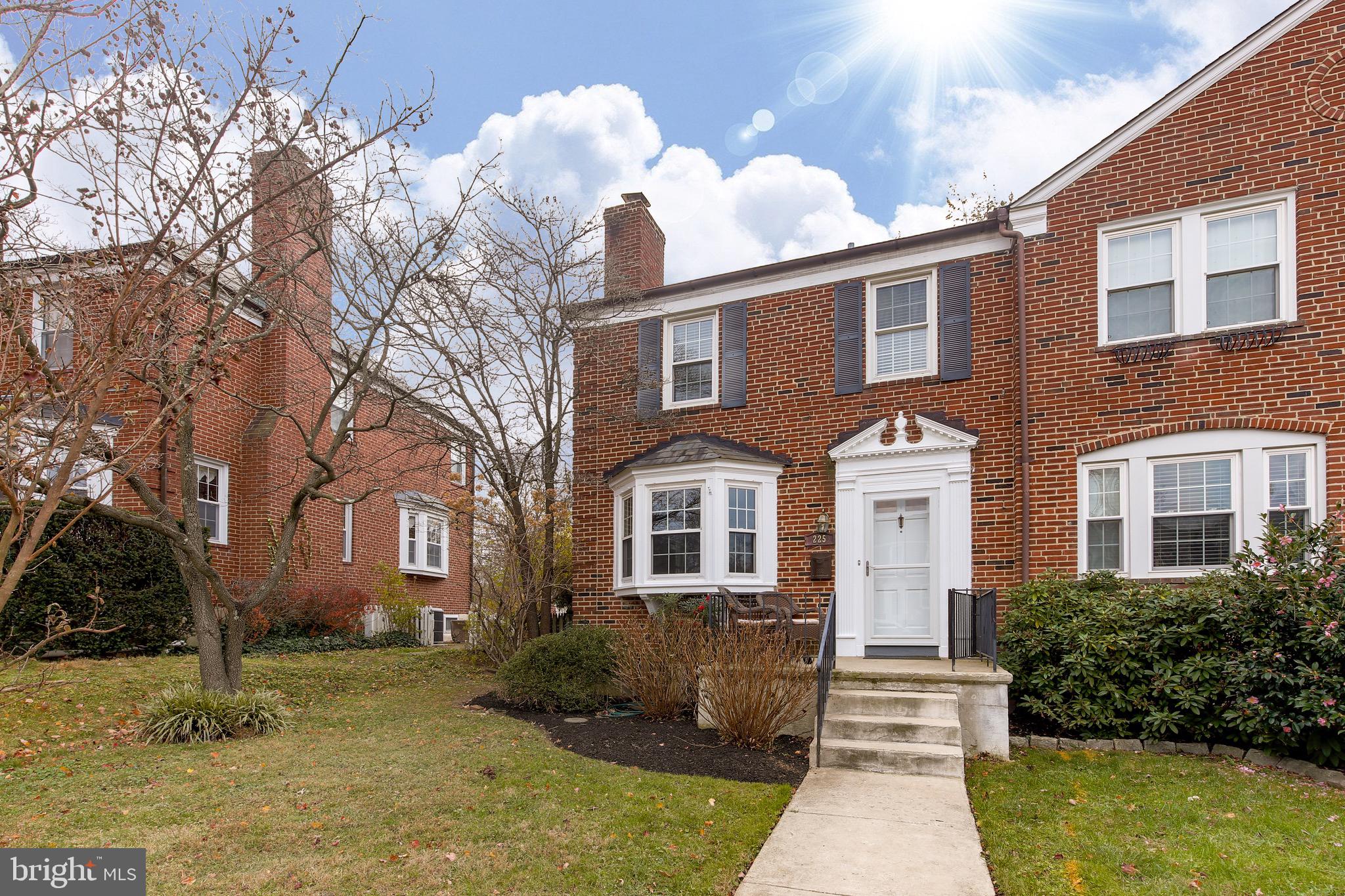 225 Blenheim Road Baltimore, MD 21212 - Photo 39 of 40 Gorgeous front with porch and bay window
