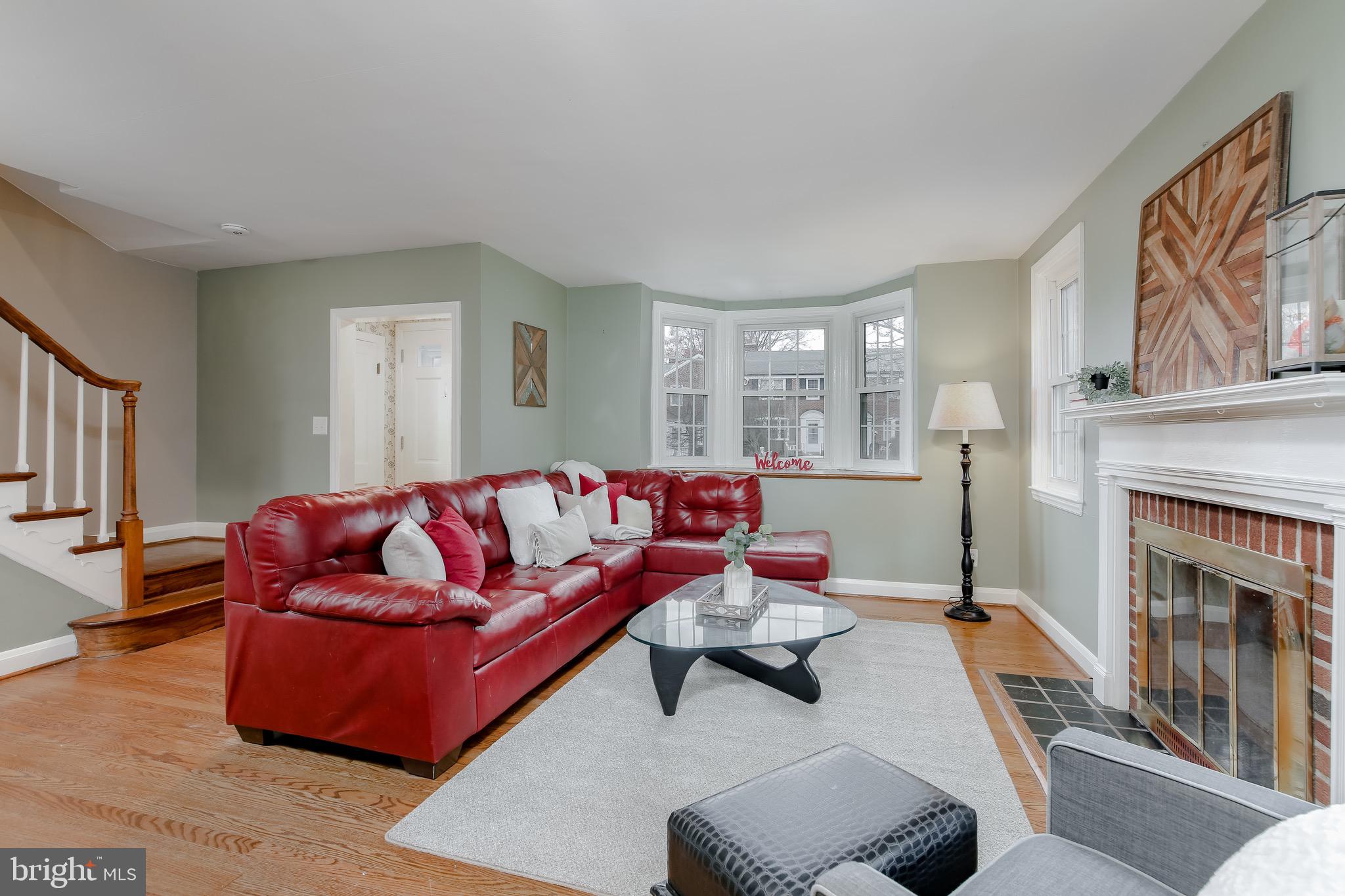 225 Blenheim Road Baltimore, MD 21212 - Photo 7 of 40 Living room