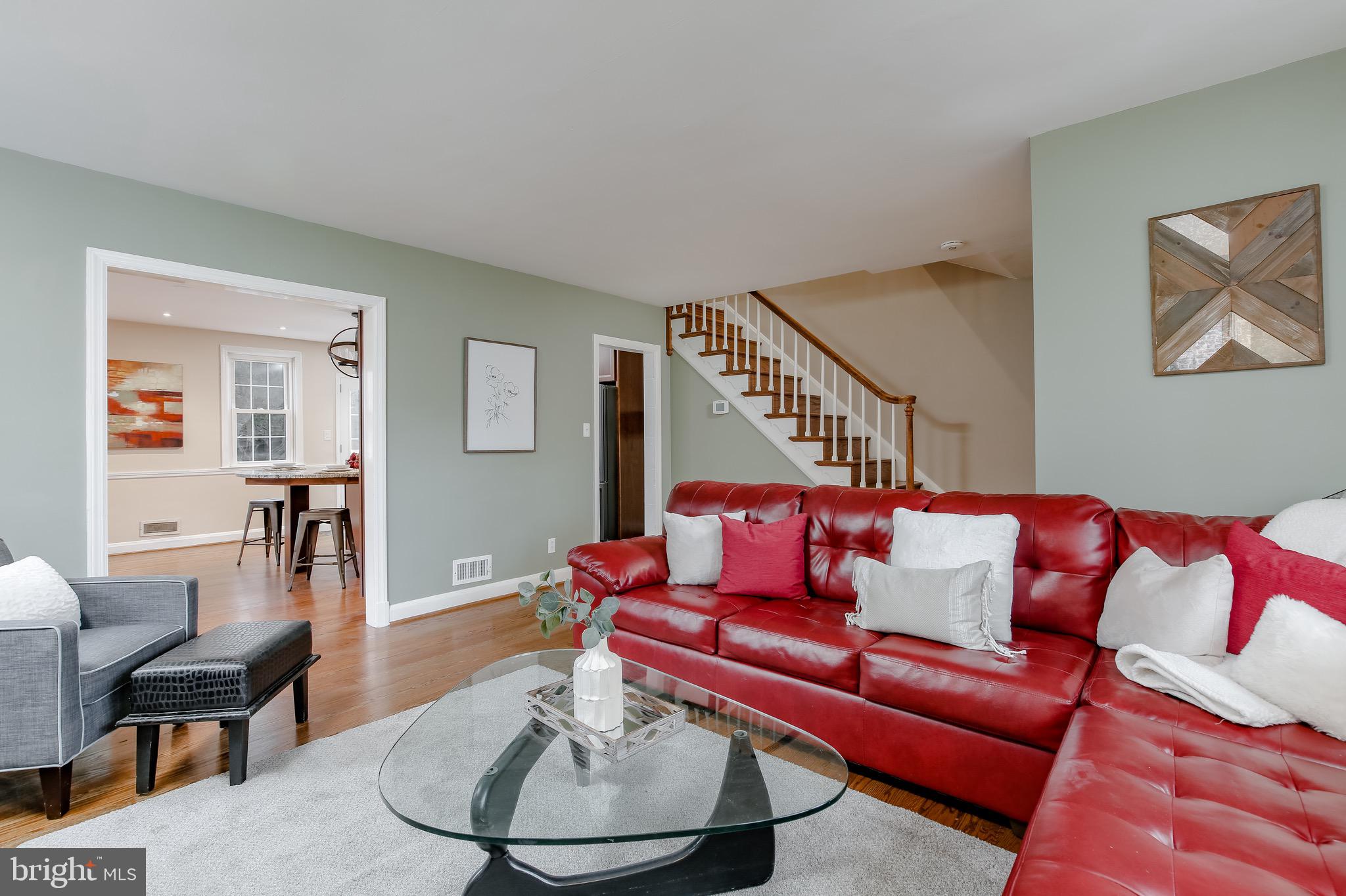 225 Blenheim Road Baltimore, MD 21212 - Photo 8 of 40 Living room