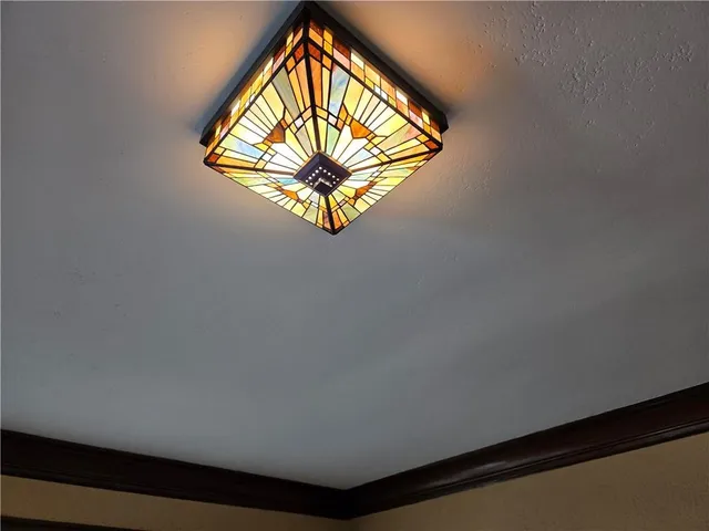 $200,000 | 300 North Oakley Avenue, Kansas City, MO 64123