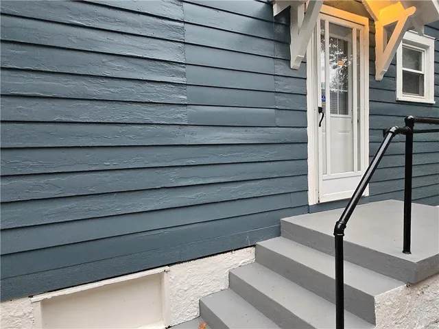 $200,000 | 300 North Oakley Avenue, Kansas City, MO 64123