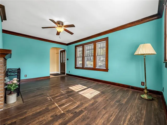 $200,000 | 300 North Oakley Avenue, Kansas City, MO 64123