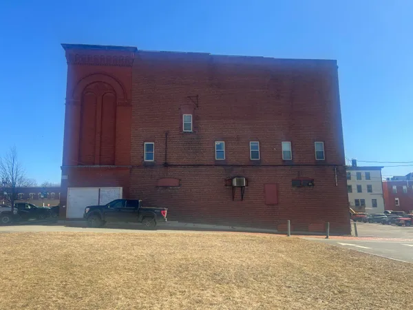 $1,150,000 | 13-31 Market Square, Houlton, ME 04730