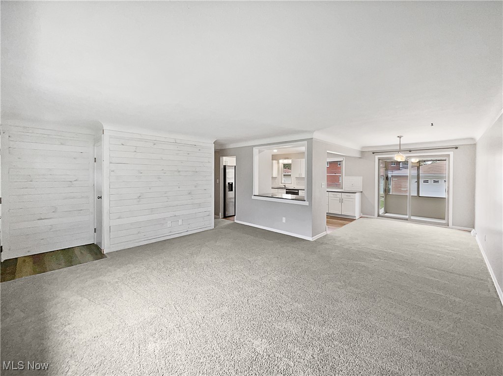 6458 Hamden Road Cleveland, OH 44130 - Photo 9 of 20