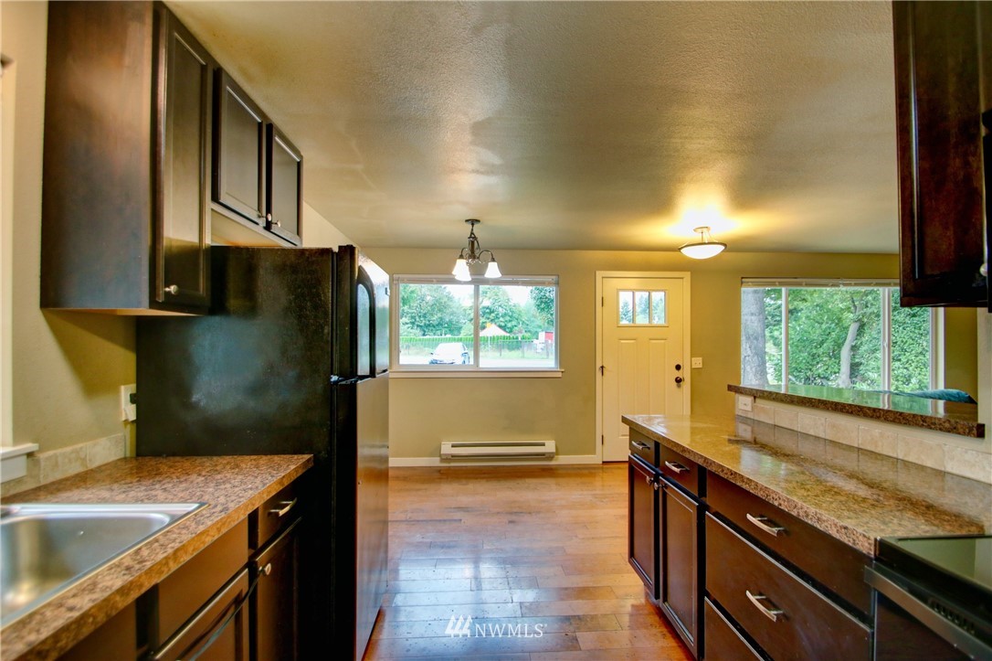 313 F & S Grade Road Sedro-Woolley, WA 98284 - Photo 11 of 28 Gallery Image 11