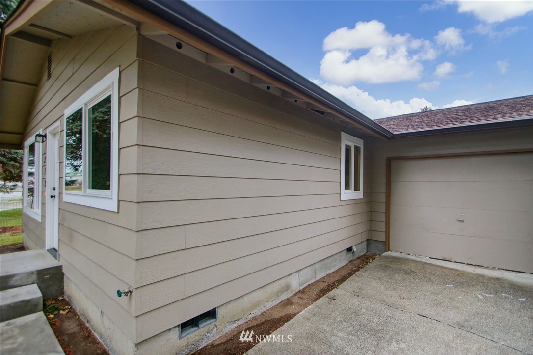 313 F & S Grade Road Sedro-Woolley, WA 98284 - Photo 24 of 28 Gallery Image 24