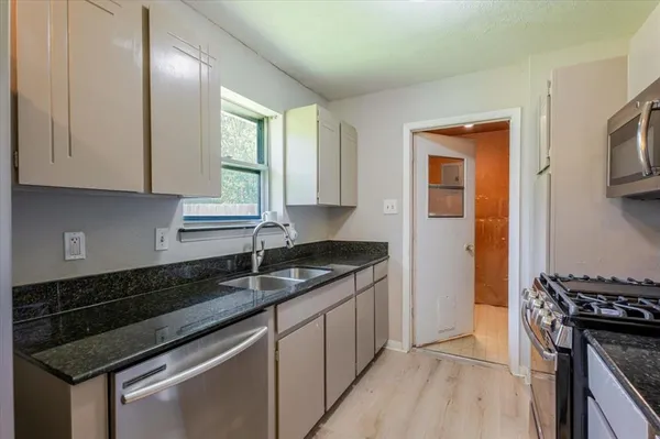 $240,000 | 711 Shelmar Drive, Euless, TX 76039