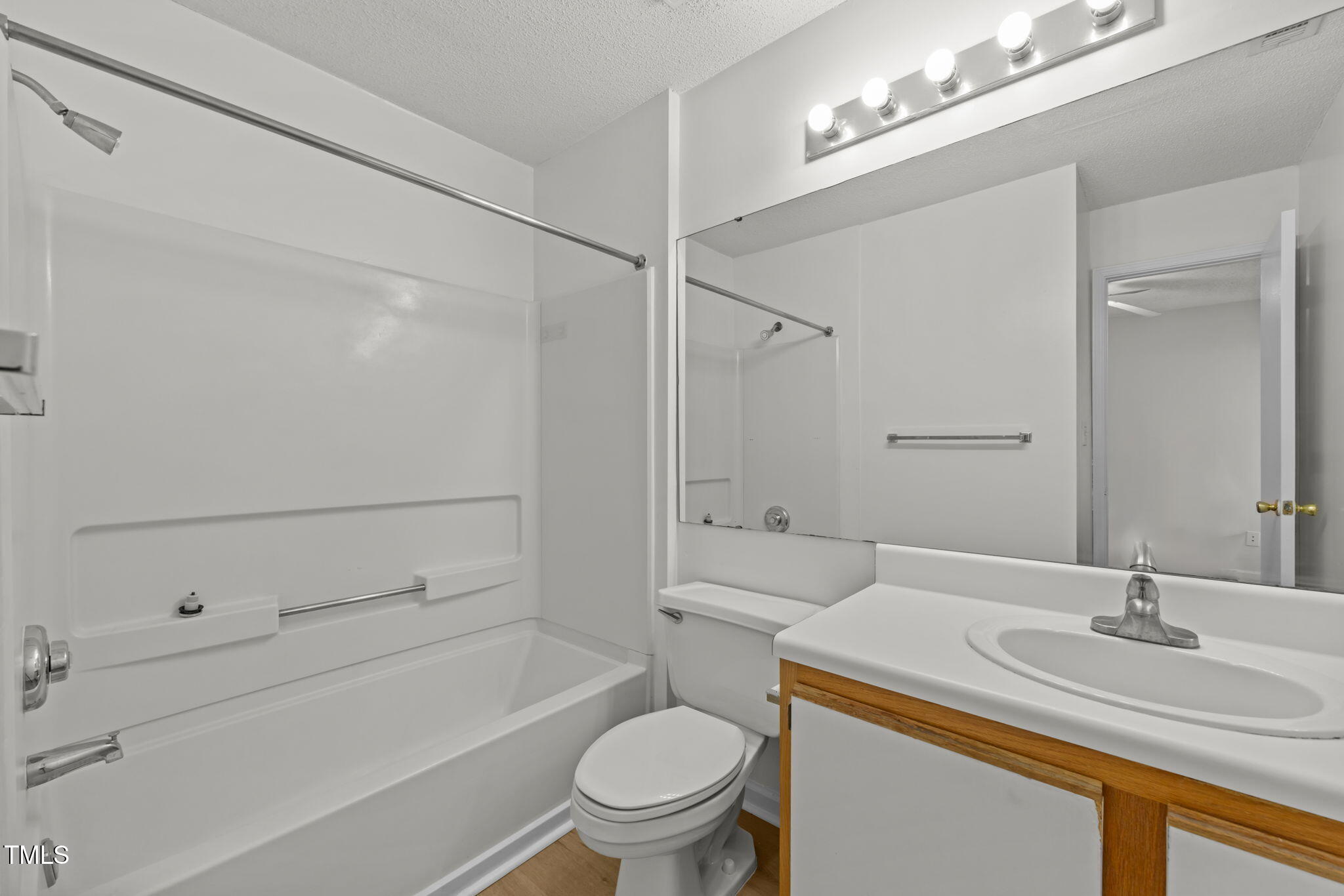 1521 Graduate Lane, Unit 302 Raleigh, NC 27606 - Photo 15 of 21 Bathroom