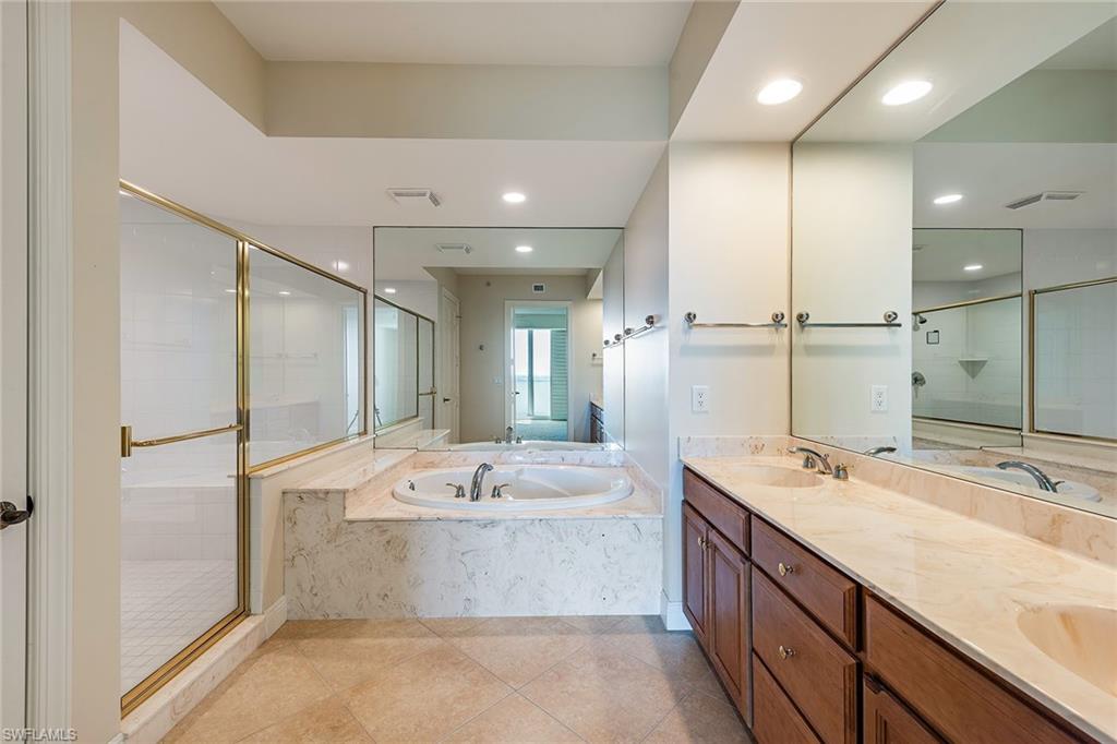 285 Grande Way, Unit 1606 Naples, FL 34110 - Photo 13 of 30