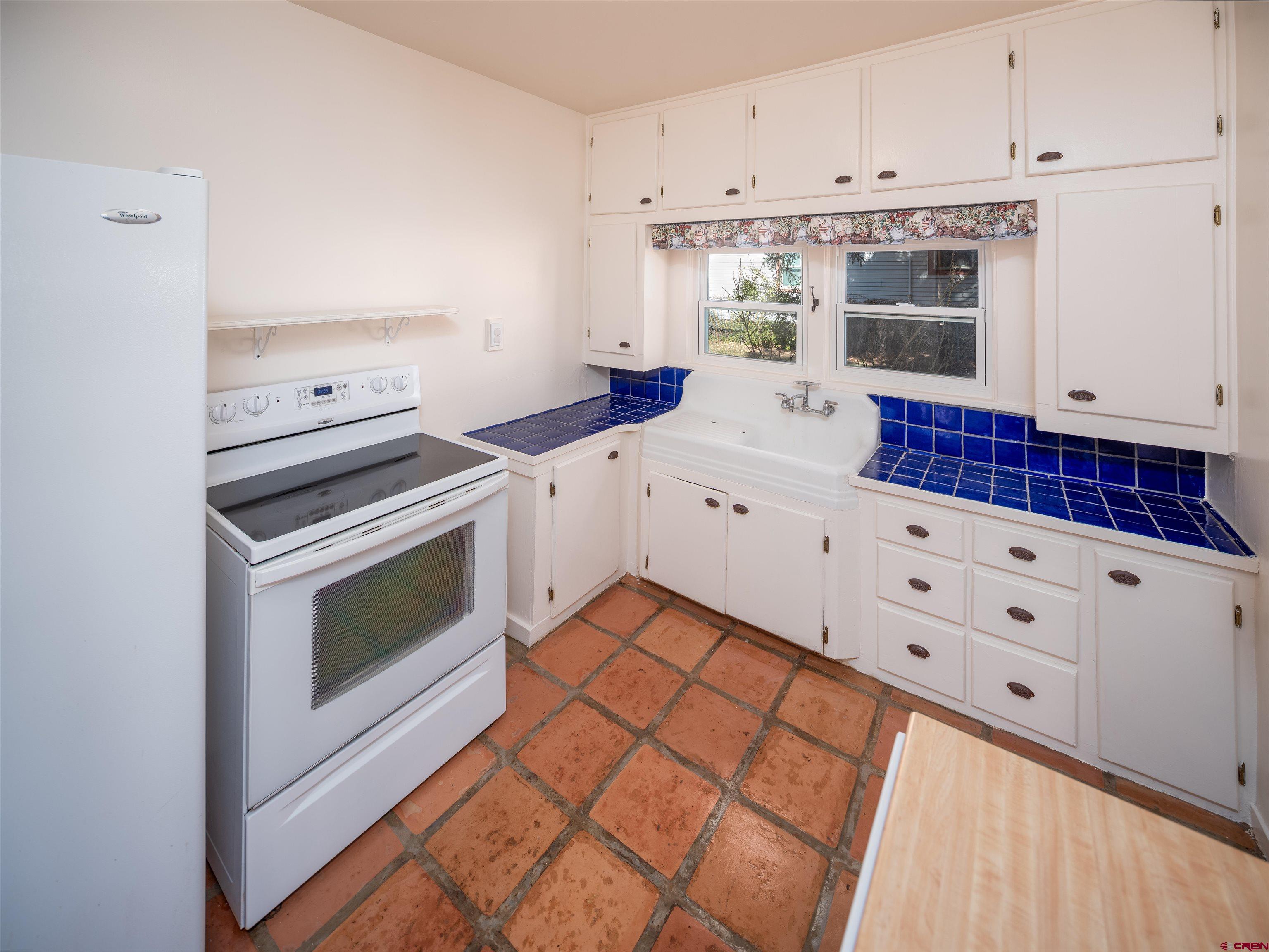 144 South Market Street Cortez, CO 81321 - Photo 8 of 41