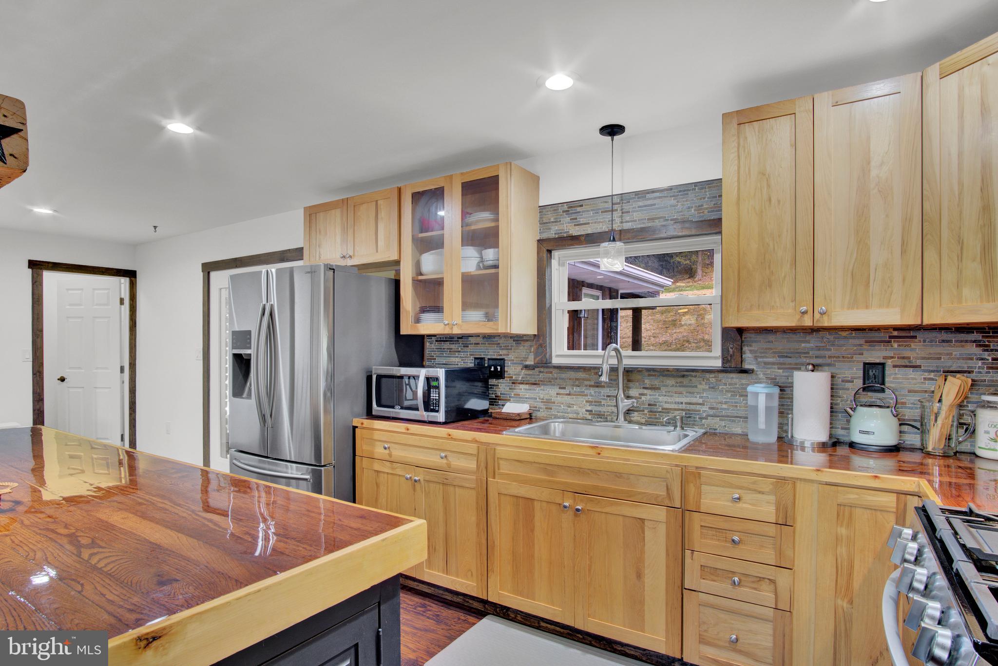 7821 Spring Road New Bloomfield, PA 17068 - Photo 28 of 48 Kitchen
