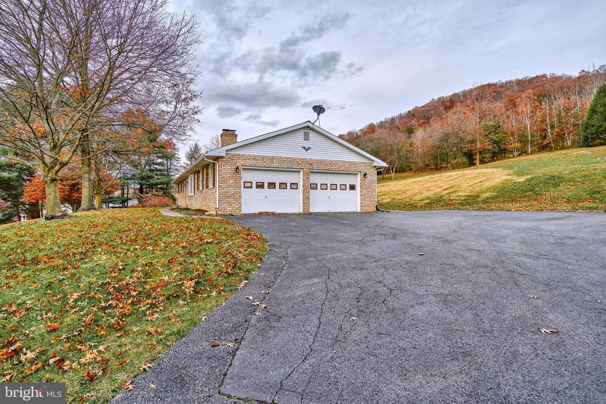 7821 Spring Road New Bloomfield, PA 17068 - Photo 4 of 48 Gallery Image 4