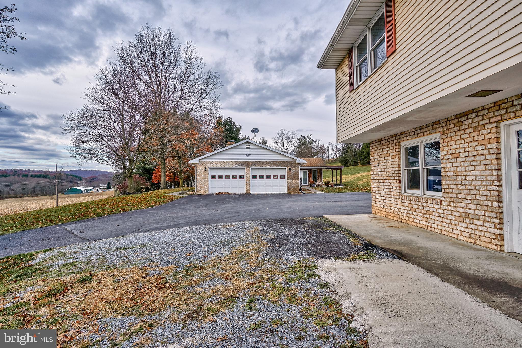 7821 Spring Road New Bloomfield, PA 17068 - Photo 6 of 48 Gallery Image 6