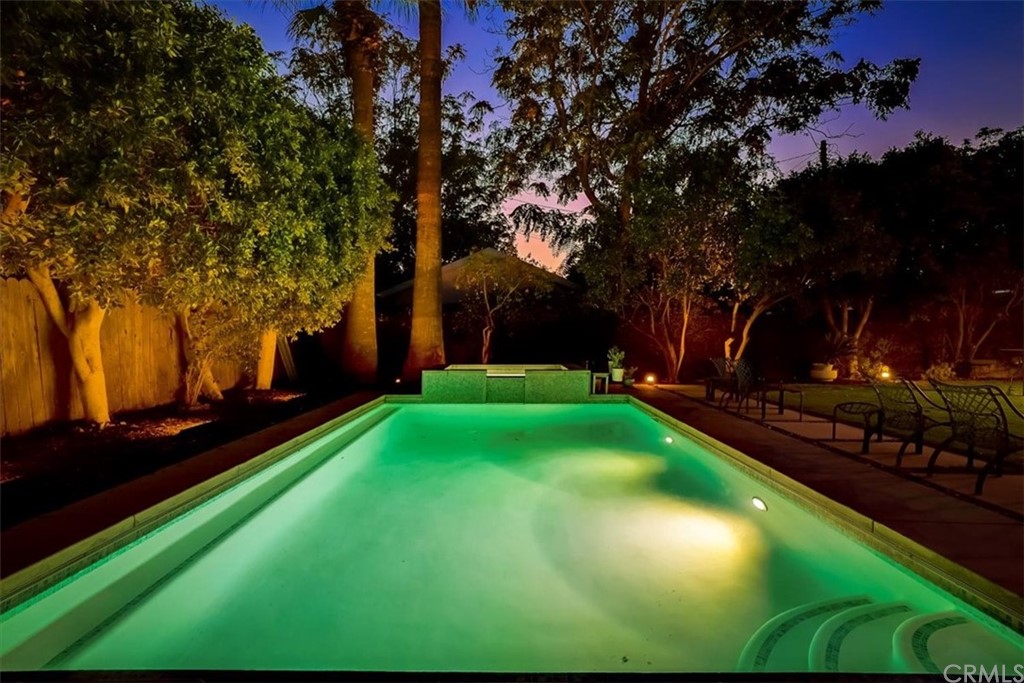 13040 Delano Street Van Nuys, CA 91401 - Photo 53 of 64 a view of an outdoor space and a yard