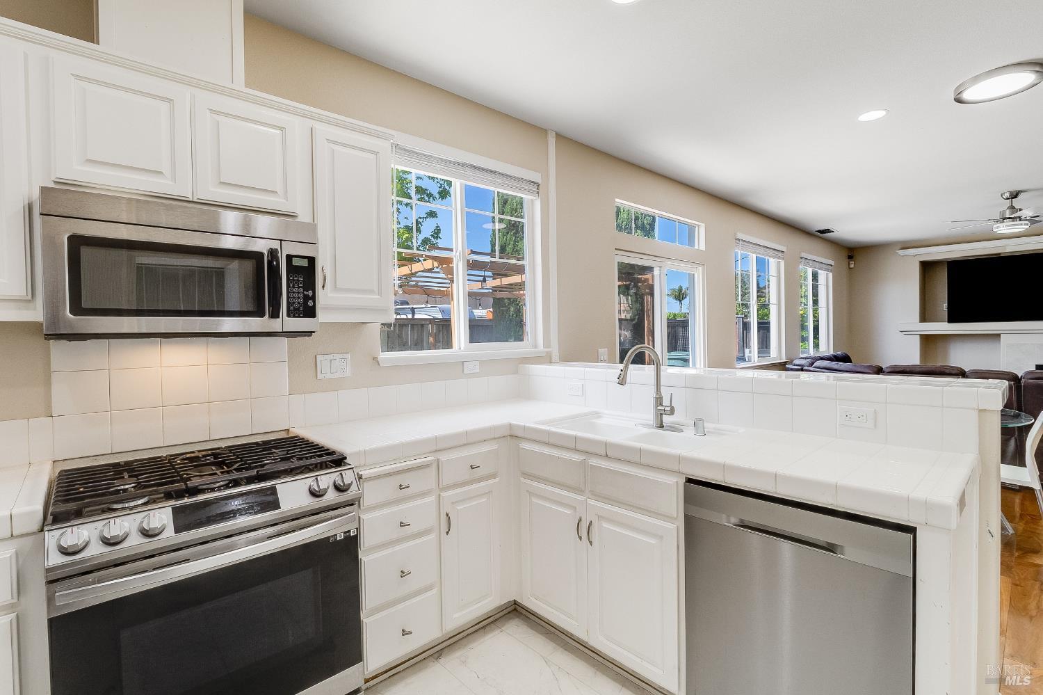 673 Rockspray Circle Pittsburg, CA 94565 - Photo 28 of 84