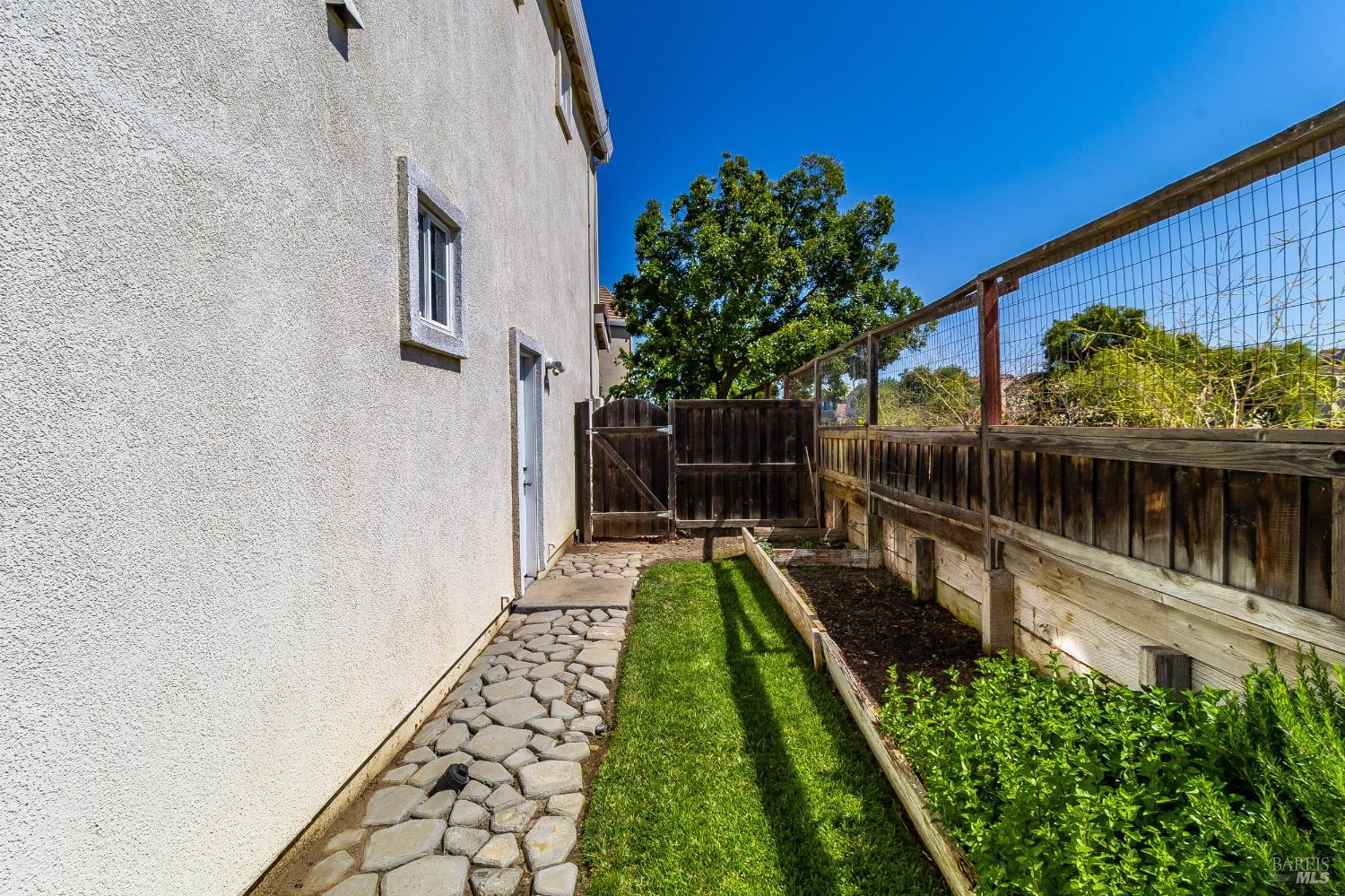 673 Rockspray Circle Pittsburg, CA 94565 - Photo 63 of 84