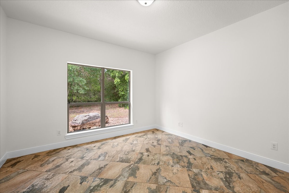 7750 Rolling Creek Road Burton, TX 77835 - Photo 23 of 42