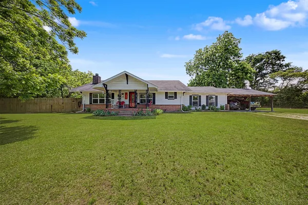 $192,000 | 1442 East Johnson Drive, Rusk, TX 75785