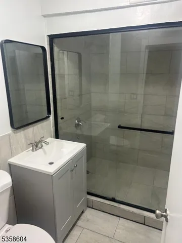 $2,450 | 10 Mary Street, Paterson, NJ 07503