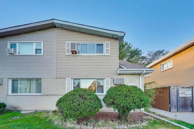 $359,000 | 9454 Potter Road, Des Plaines, IL 60016