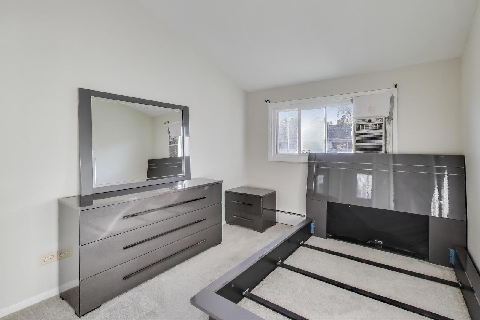 9454 Potter Road Des Plaines, IL 60016 - Photo 17 of 33