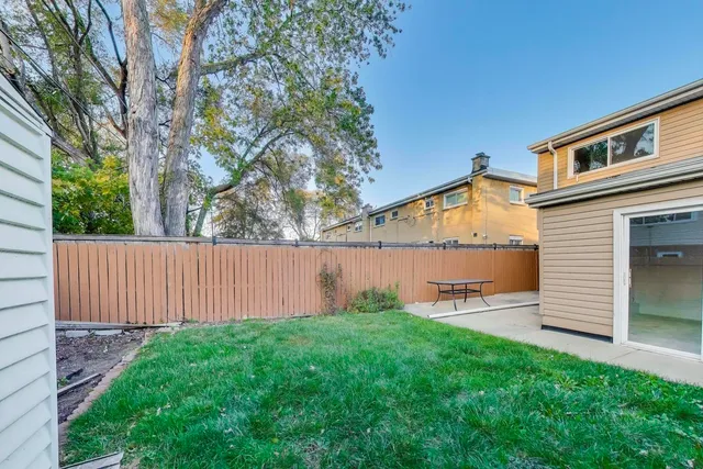 $359,000 | 9454 Potter Road, Des Plaines, IL 60016