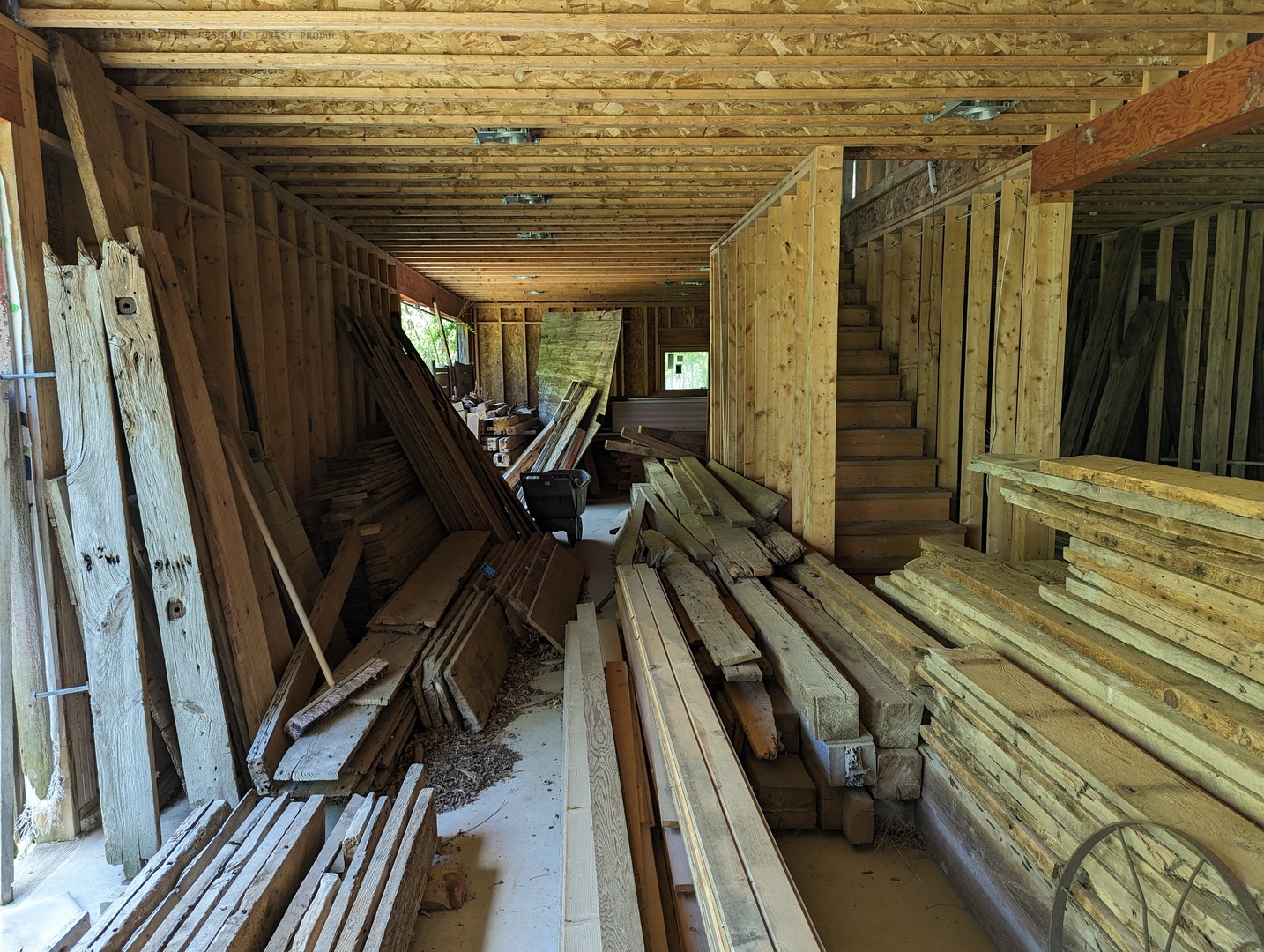 5870 Highway 26 Freeport, IL 61032 - Photo 20 of 27 a view of a balcony