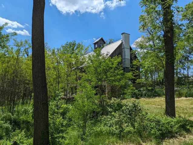 $245,000 | 5870 Highway 26, Freeport, IL 61032