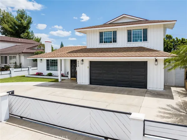 $1,399,000 | 608 East Collins Avenue, Orange, CA 92867
