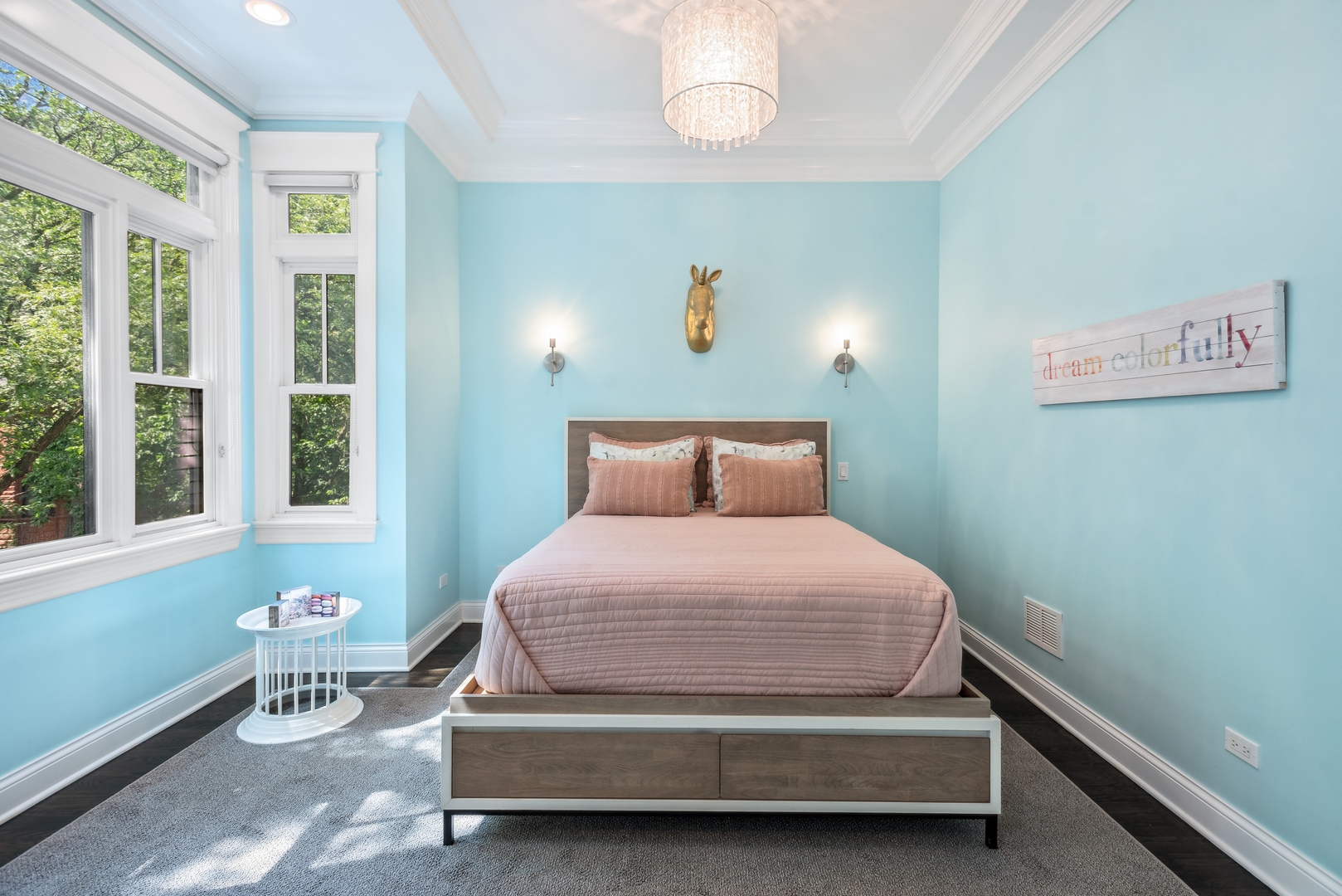 2413 North Orchard Street Chicago, IL 60614 - Photo 20 of 33 a bedroom with a bed and a window