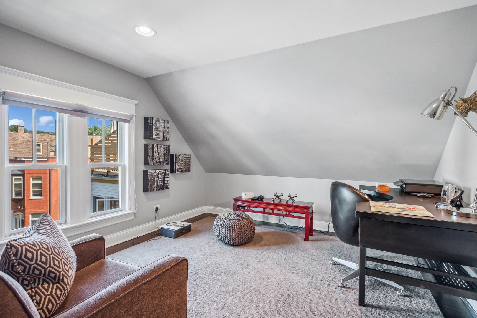 2413 North Orchard Street Chicago, IL 60614 - Photo 27 of 33 a livingroom with furniture and a couch