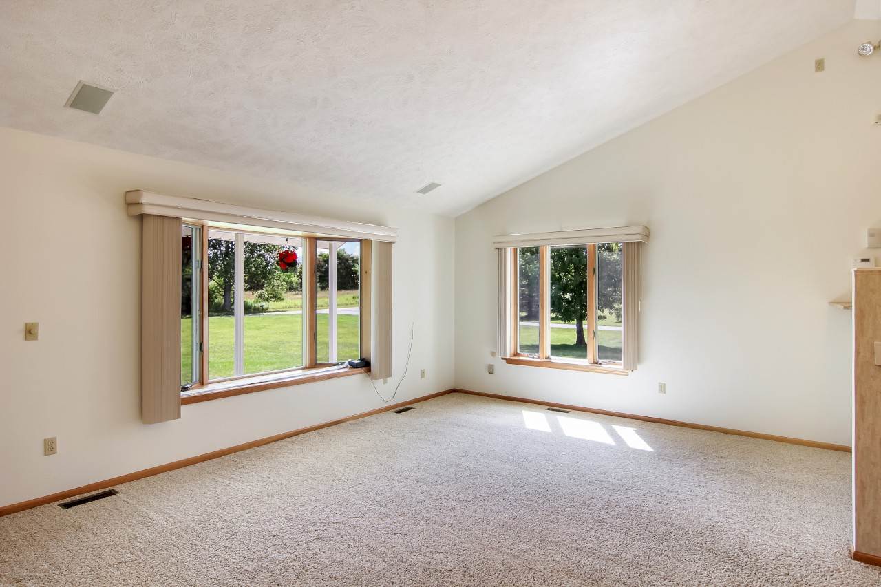 5560 Puffer Road South Boardman, MI 49680 - Photo 13 of 33 1866551-12.JPG