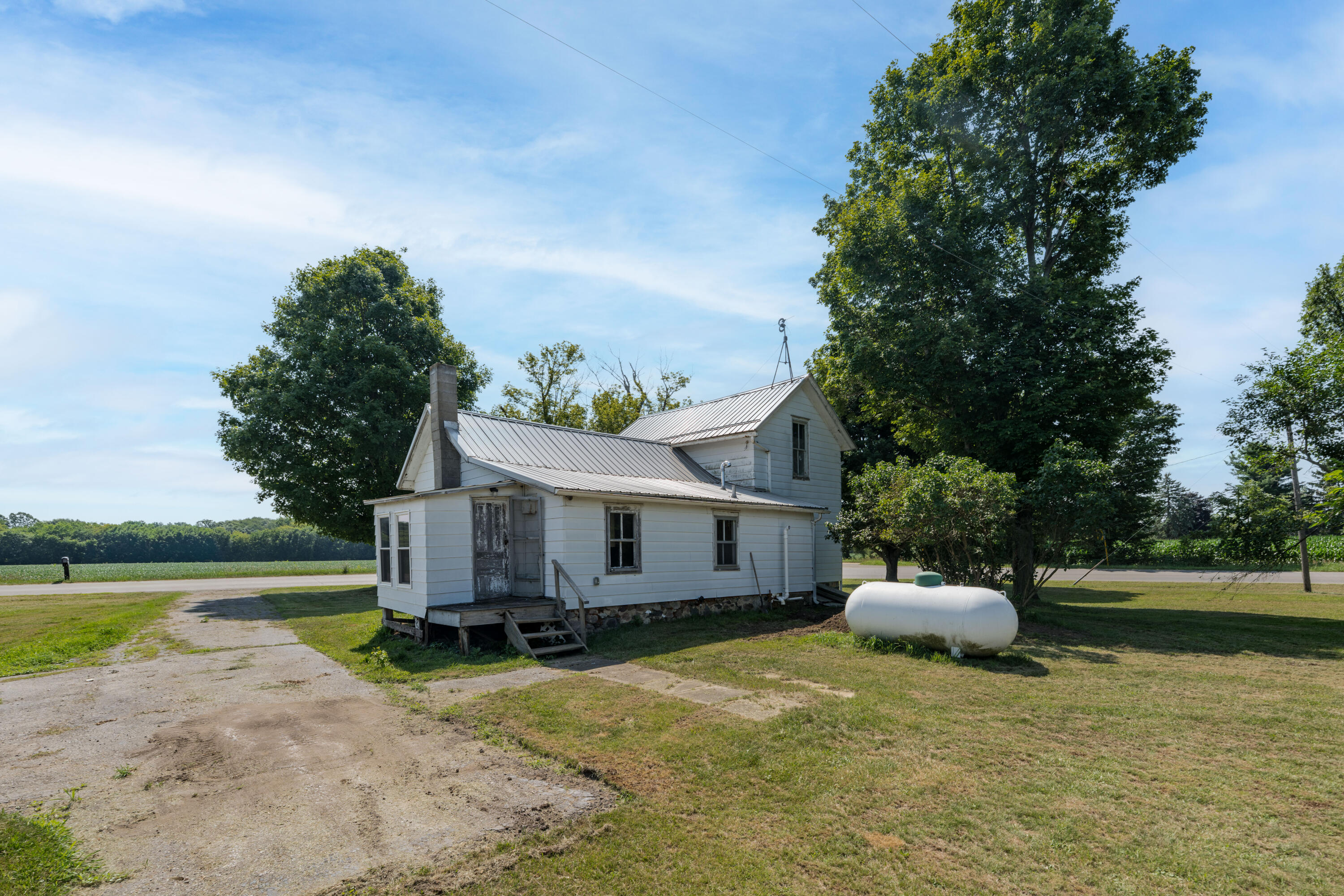 1076 Burbank Road Quincy, MI 49082 - Photo 6 of 21 DSC05050-Edit