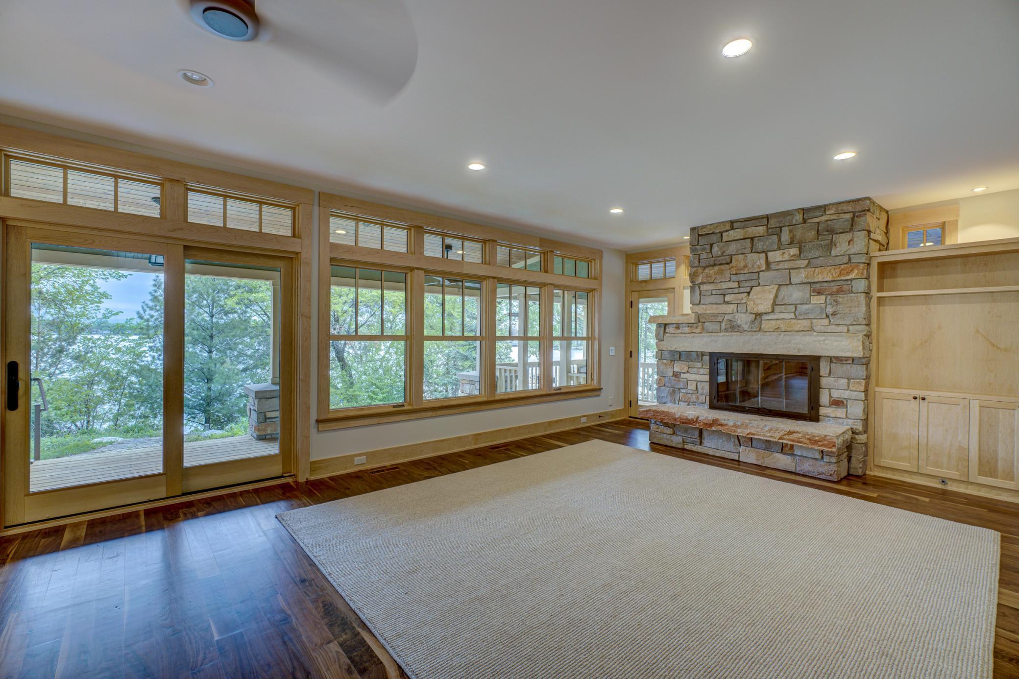 5405 Carlson Road Shoreview, MN 55126 - Photo 2 of 10