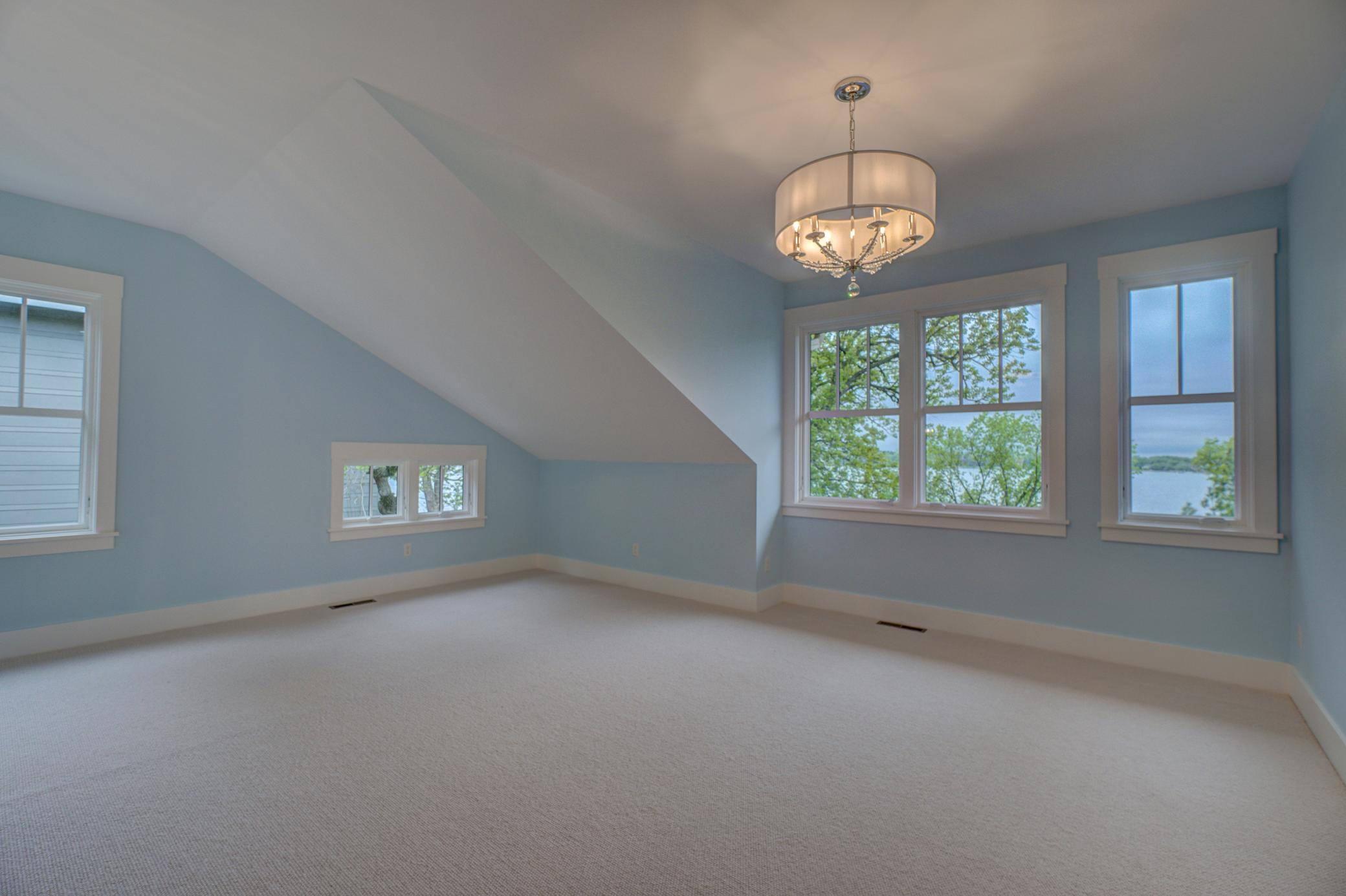 5405 Carlson Road Shoreview, MN 55126 - Photo 5 of 10