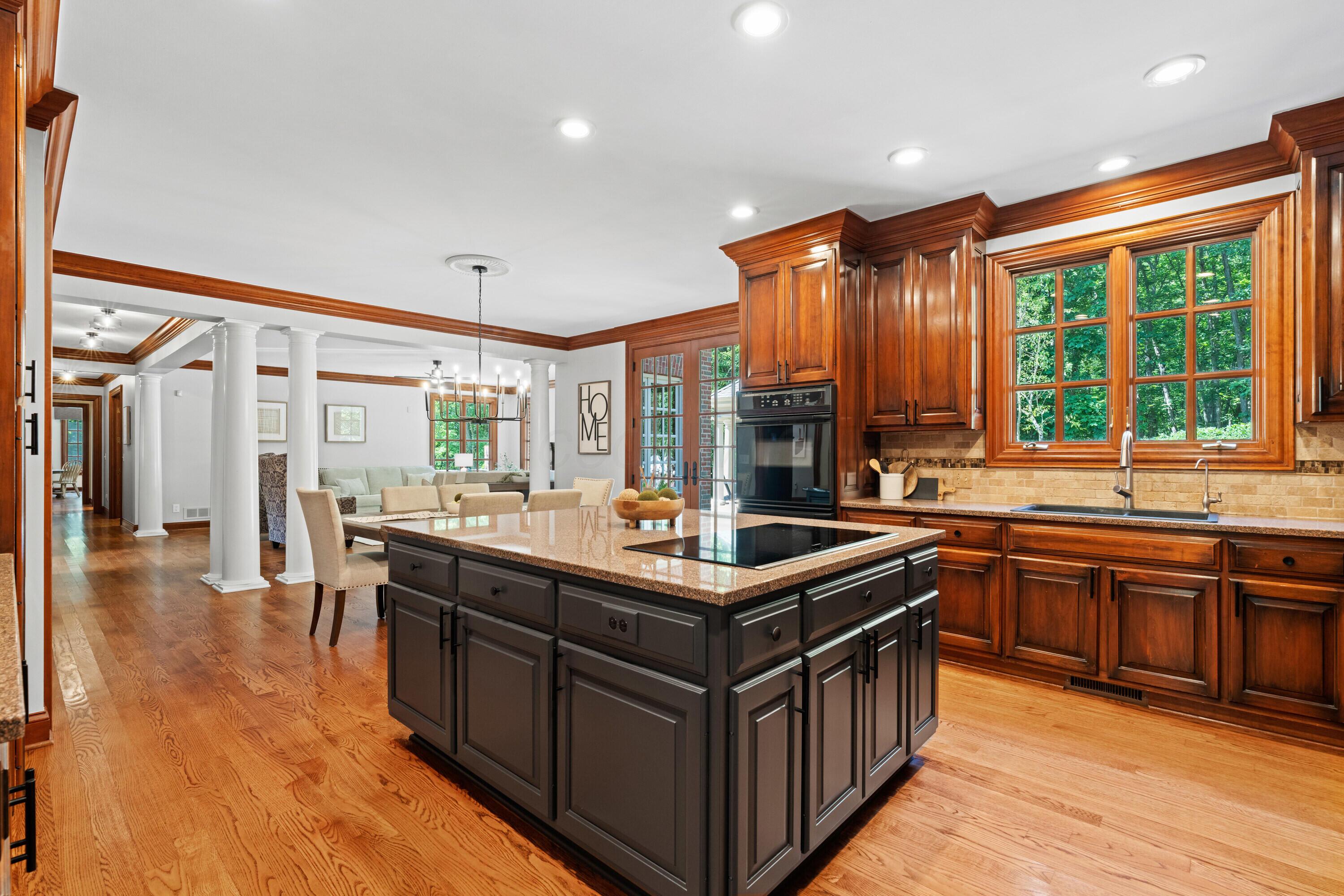 5455 Plantation Road Sunbury, OH 43074 - Photo 51 of 176 Kitchen