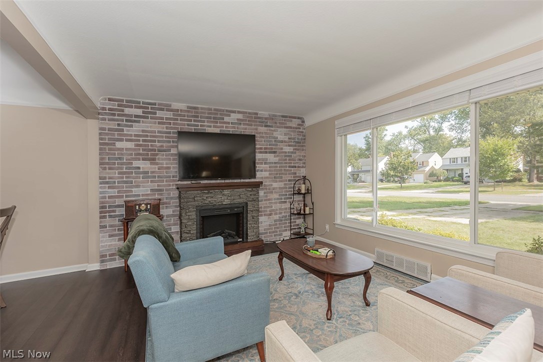 1256 Brainard Road Lyndhurst, OH 44124 - Photo 11 of 35
