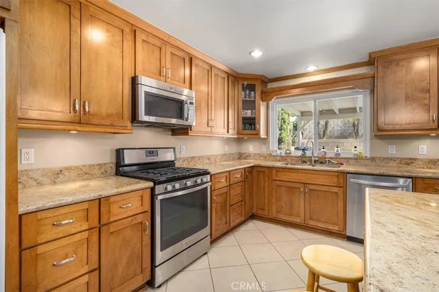 $896,999 | 1193 West 13th Street, Upland, CA 91786