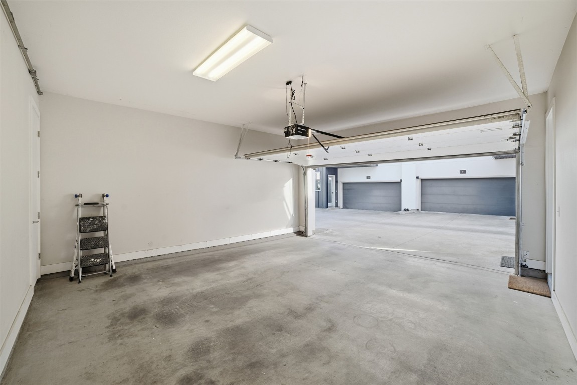 1801 East 2nd Street, Unit 2 Austin, TX 78702 - Photo 30 of 34 2-car garage that is finished out.