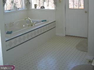 52 Klingerman Road Telford, PA 18969 - Photo 5 of 6