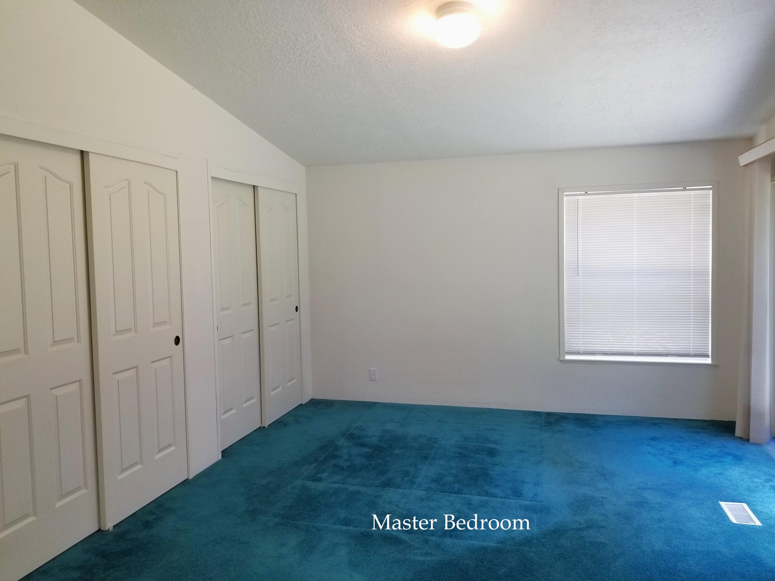 1075 East Crow Road Merlin, OR 97532 - Photo 24 of 39 26